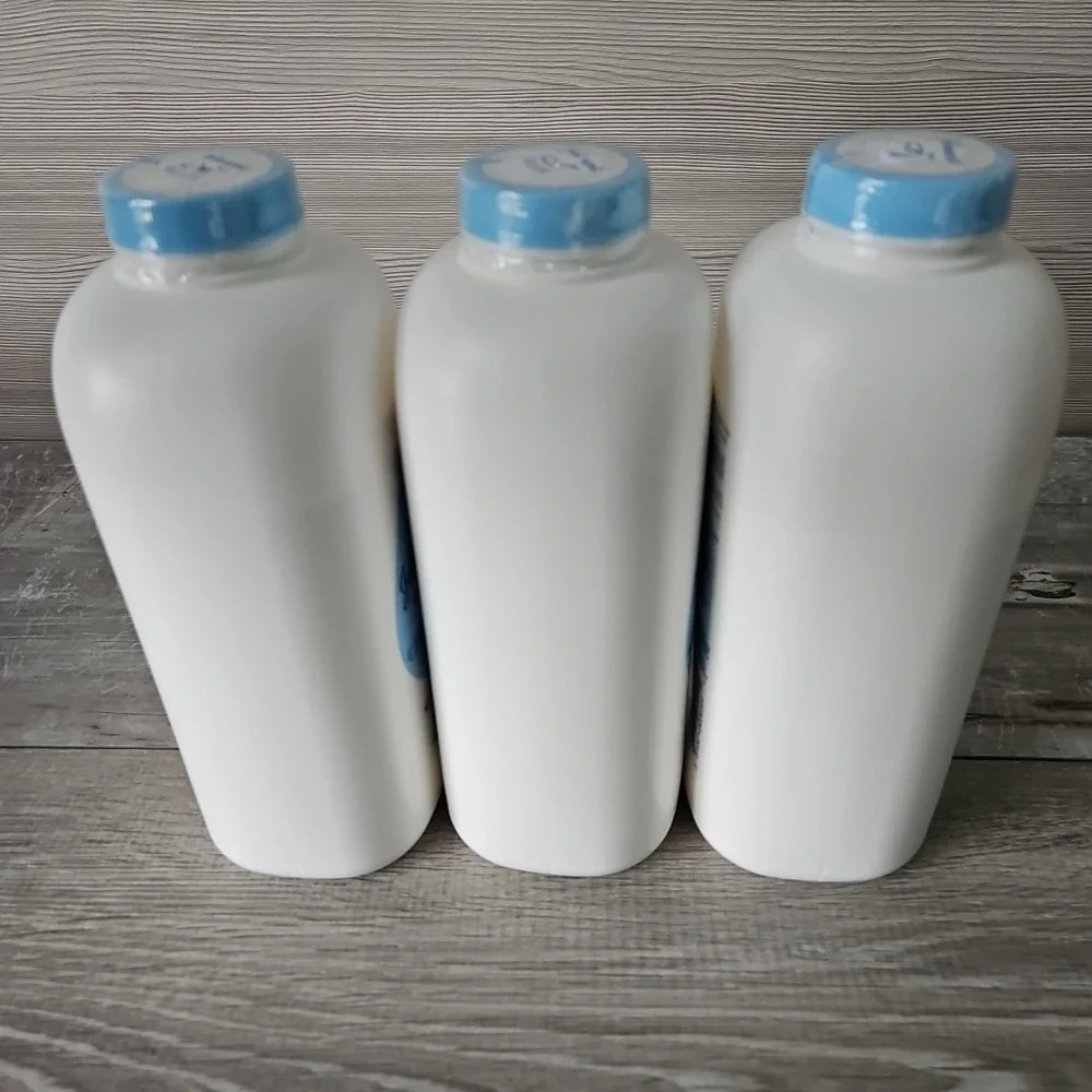 Johnson's Baby Pure Cornstarch Powder - Aloe Vera & Vitamin E - 22 Oz  Lot Of -3